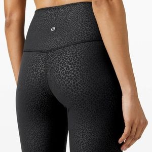 Lululemon align 28" legging, size 4.